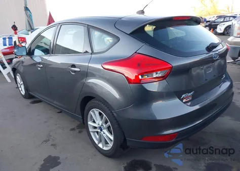 2015 Ford Focus Se z USA, uszkodzony, nr VIN 1FADP3K20FL385456